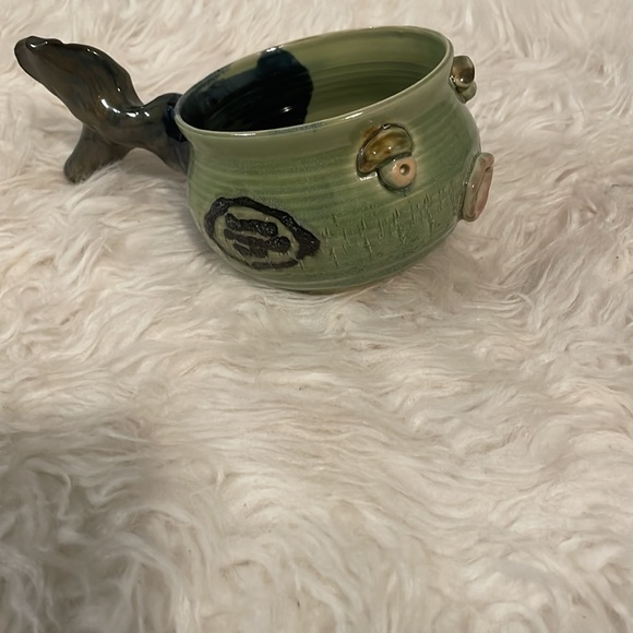 Pottery fish soup bowl tail for handle very unique! - Picture 2 of 6
